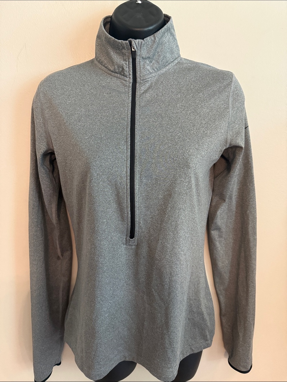 Nike Pro Dri-Fit Women’s Gray Half-Zip Performance Pullover mock neck medium